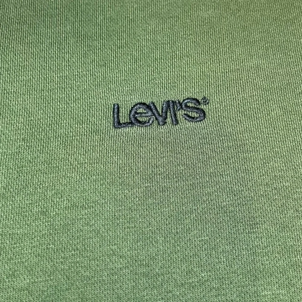 Levis Mens Size XL Green Sweatshirt Relaxed Fit Crew Neck Fleece Pullover Comfy‎